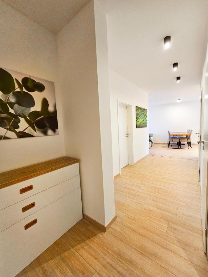 3 Room Apartment 2X Balcony, New Building, 21 Pozsony Kültér fotó